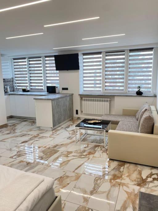 Ukmerge Apartments מראה חיצוני תמונה